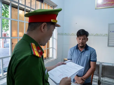 Khởi tố tài xế xe đầu kéo đi ngược chiều gây tai nạn chết người